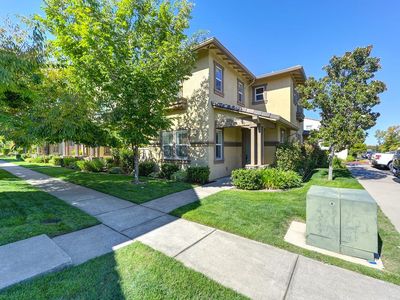 1553 Bonanza Ln, Folsom, CA, 95630