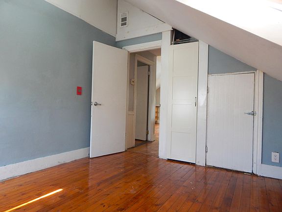 5th image of 12 Africa St #Top