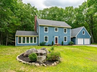 76 Babbidge Rd, Falmouth, ME 04105