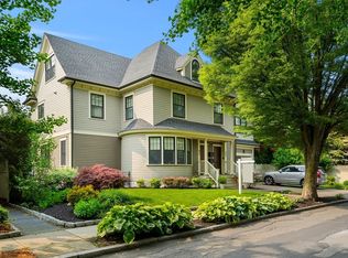 42 Coolidge St UNIT 42, Brookline, MA 02446