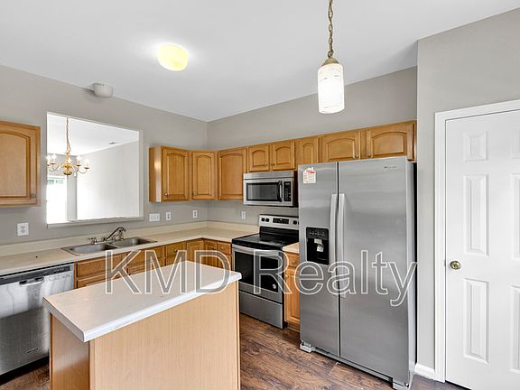 5th image of 940 Tiger Ln