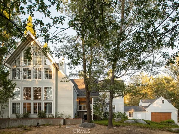 869 Shelter Cove Spur, Lake Arrowhead, CA 92352