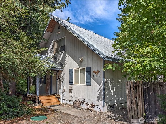 3rd image of 103 Butter Creek Lane