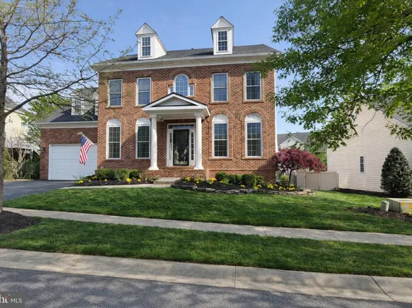 1557 Star Stella Dr, Odenton, MD 21113