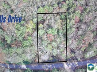 Mills Dr, Albrightsville, PA 18210