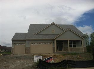 10010 Clark Pl, Crown Point, IN 46307