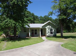 17 Hardy Bottom Rd, Huntsville, TX 77340