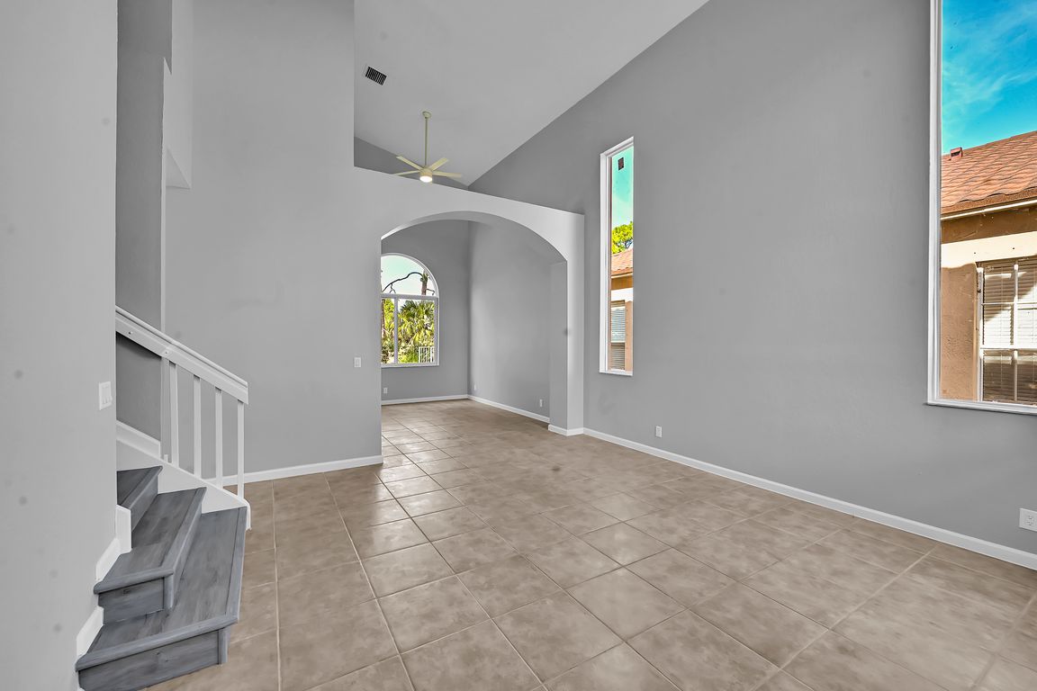 next background image