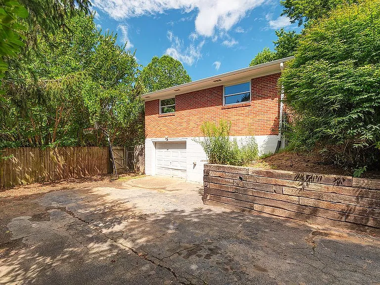 677 Monte Vista Rd — Photo 14