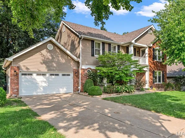 3471 Brookwood Cir, Saint Charles, MO 63301