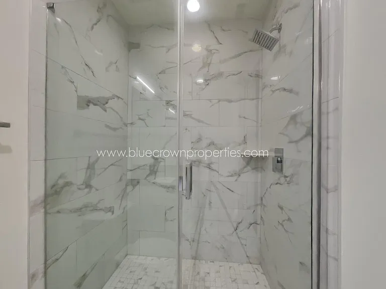 1625 Hickory St #105 — Photo 12