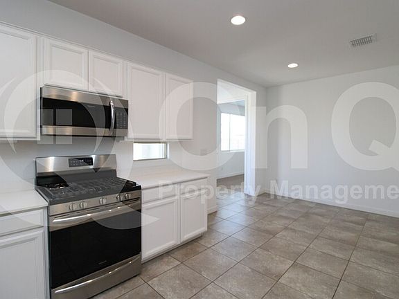 4th image of 19450 W Highland Ave
