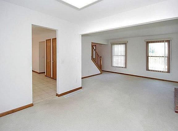 5th image of 750 Little Creek Dr