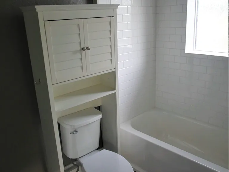 104A W Wallace St — Photo 1