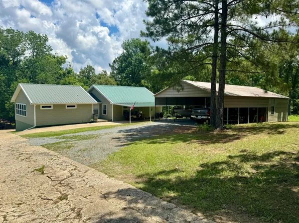225 Bayview Dr, Many, LA 71449