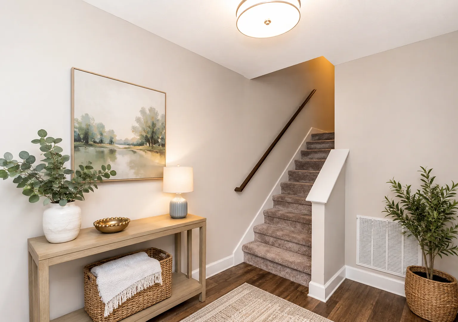 3 Bedroom Townhome with Garage! — Photo 2