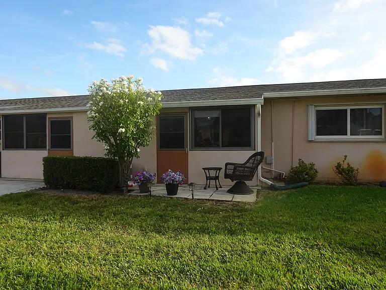 2763 Dudley Dr W #H — Photo 8