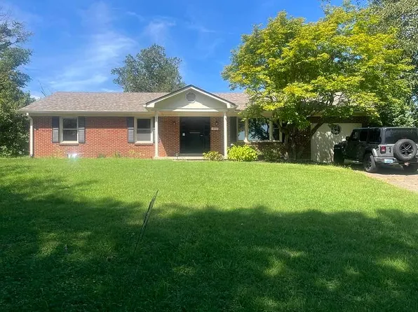 455 Oak Dr, Lancaster, KY 40444