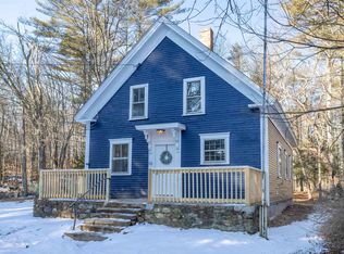 10 Stagecoach Rd, Barrington, NH 03825