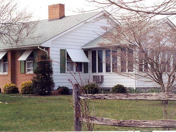 Florida room exterior view
