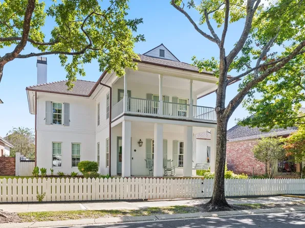 110 Richland Ave, Lafayette, LA 70508