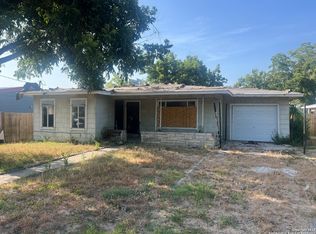 381 Perryman St, New Braunfels, TX 78130