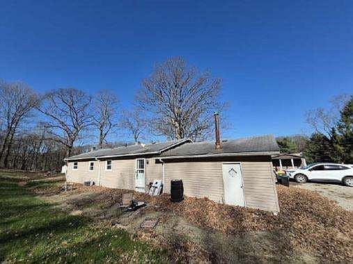 4th image of 360 Salem Church Rd