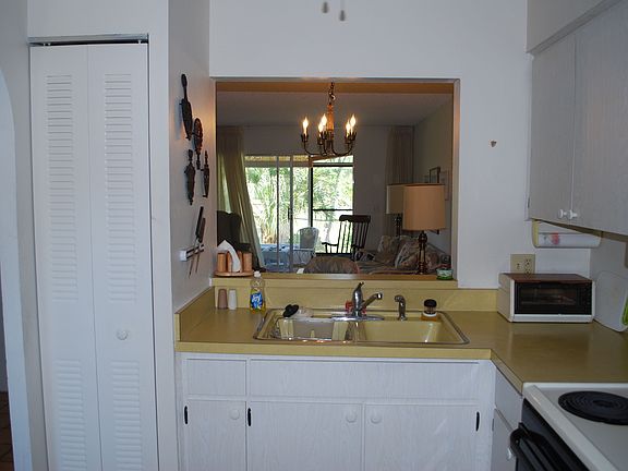 5th image of 13928 Mission Oaks Blvd