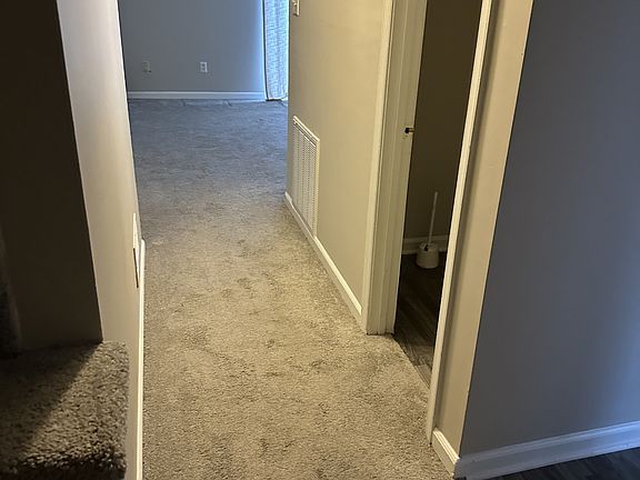 3rd image of 3527 Lynhaven Dr #C-1
