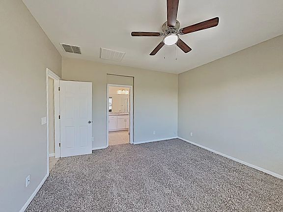 5th image of 939 S 200th Ln