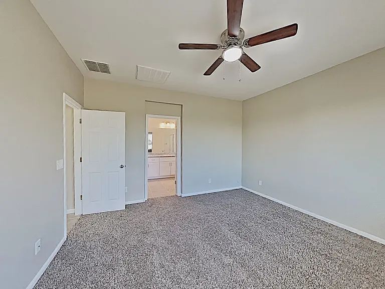 939 S 200th Ln — Photo 5