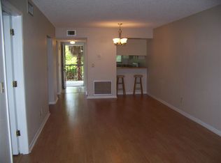 2037 San Marcos Dr #215, Winter Haven, FL 33880