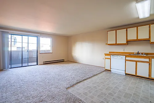 Floor plan 102