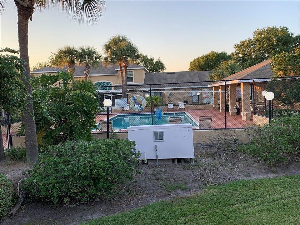 2nd image of 3219 Cranes Nest Ln