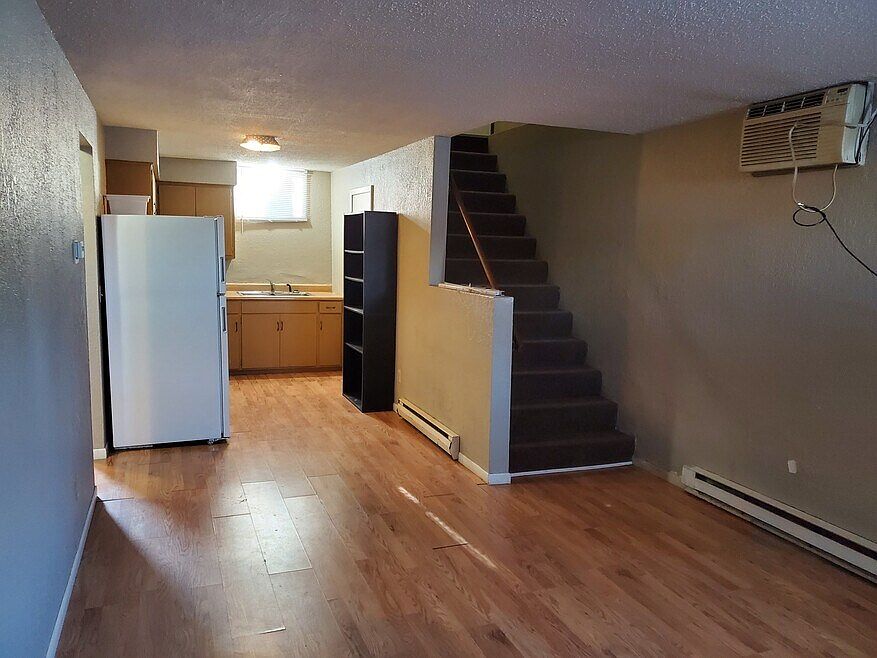 1st image of 402 2nd St N APT 4