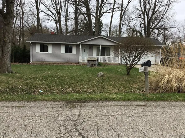 4424 Mollwood Dr, Flint, MI 48506