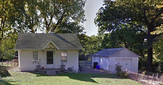 1st image of 7922 Agnes Ave