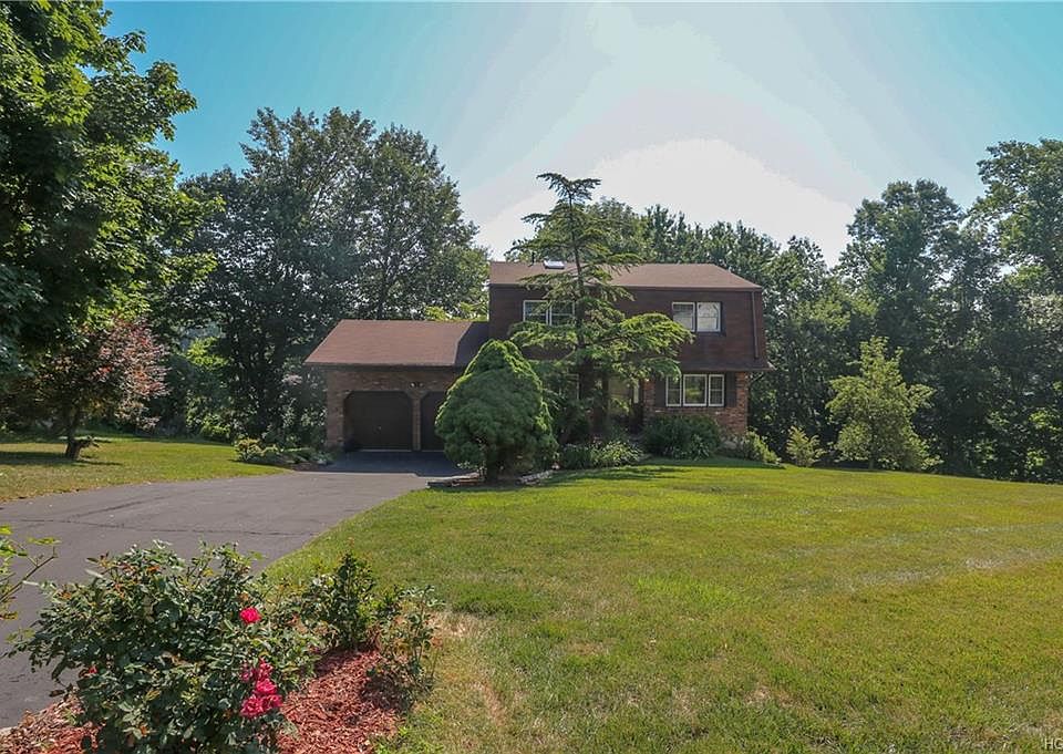 1st image of 36 Bellwood Dr