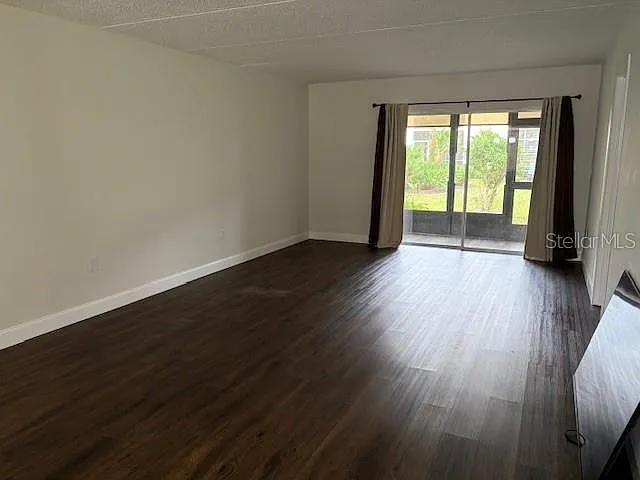 207 Palmetto Ct — Photo 6
