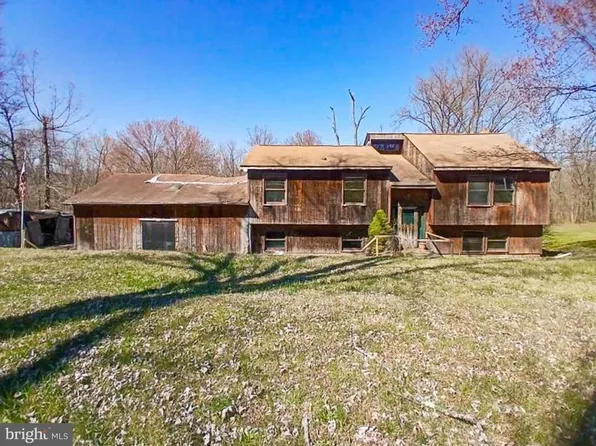 1821 E Route 724, Douglassville, PA 19518