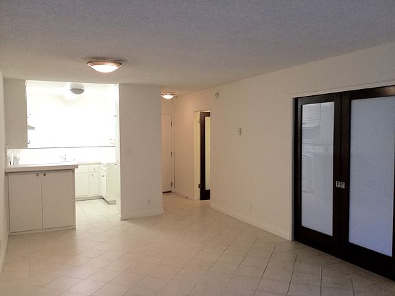 4th image of 17311 Castellammare Dr APT 1C