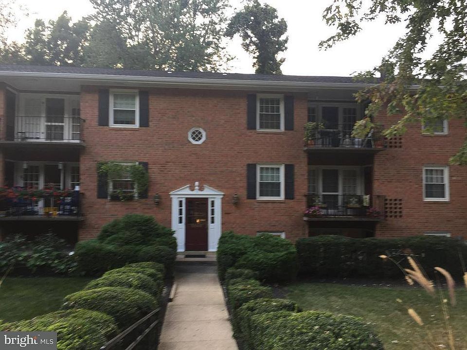 1st image of 3846 Lyndhurst Dr APT 103