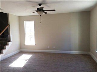 3rd image of 1349 Royal Oak St
