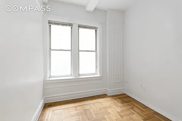 Sold by Compass | media 20