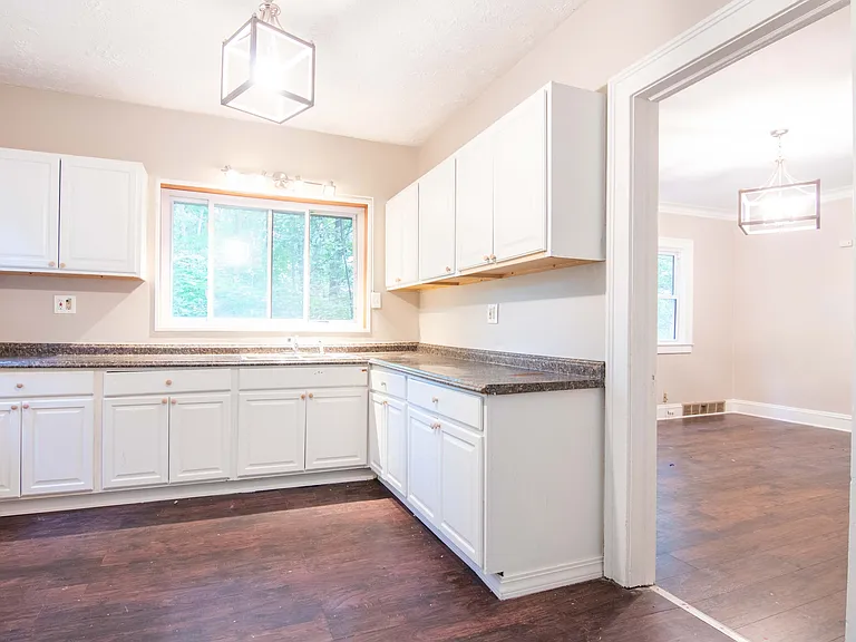 14441 Superior Rd #1 — Photo 4