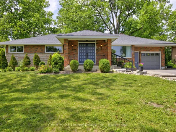 130 Earlwood Dr, Peterborough, ON K9J 6B6