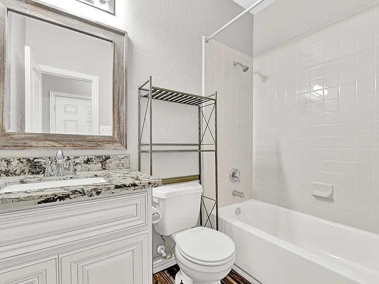 4418 Legends Bay Dr — Photo 11