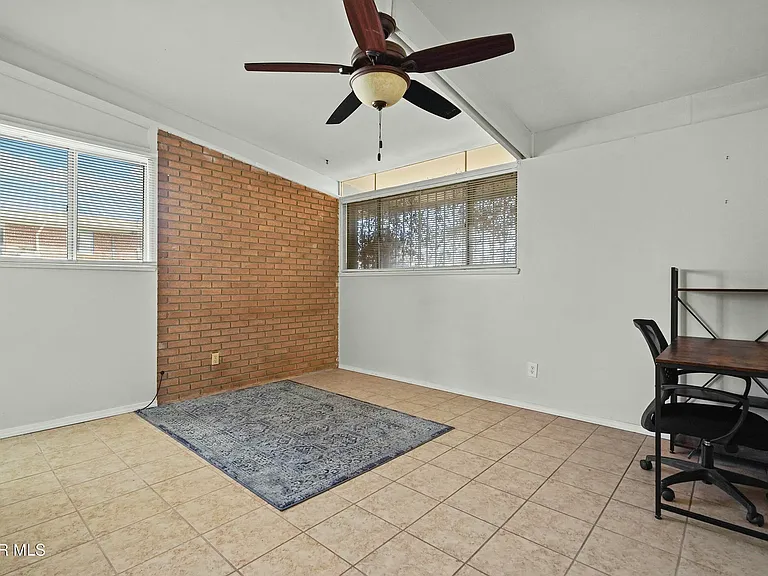 5505 Martin Ln — Photo 17
