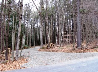 Meetinghouse Ln, Brattleboro, VT 05301