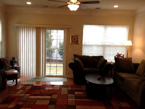 2nd image of 31 Southampton Dr